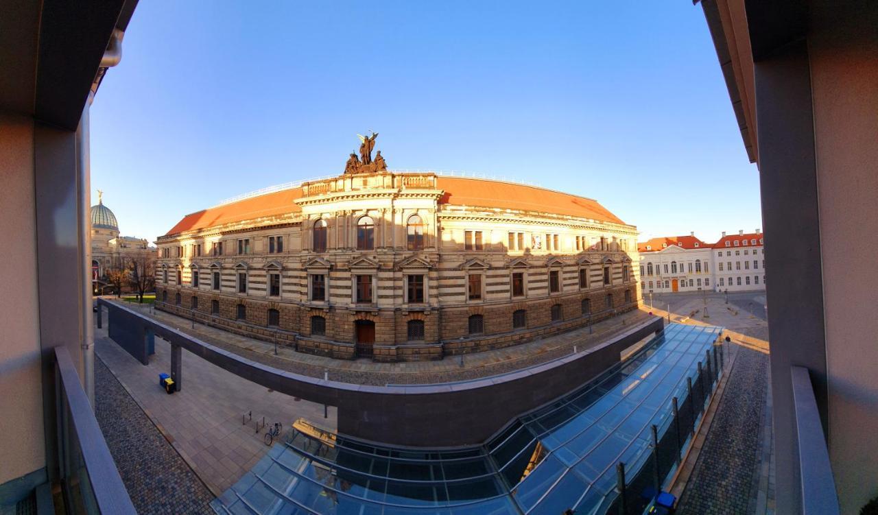 Pineapple Apartments Luxus Apartment Im Palais Am Neumarkt Dresden Exteriör bild